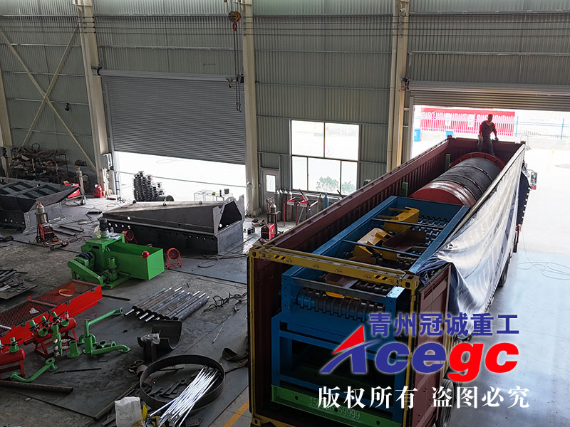 重力選礦設(shè)備發(fā)貨現(xiàn)場